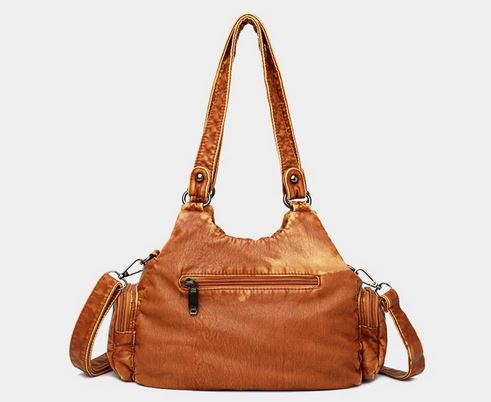 Boho Chic Crossbody Bag – Stylish & Practical for Cowgirl Lifestyles